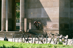 berlinplnejkol_street_krystofmach_wallride_fotokuba